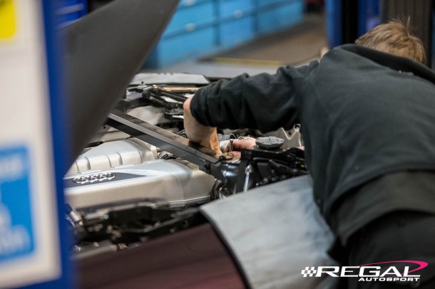 R8-V10-Supercharger-Kit-VF-Engineering-Regal-Autosport-UK-AK7Z4160