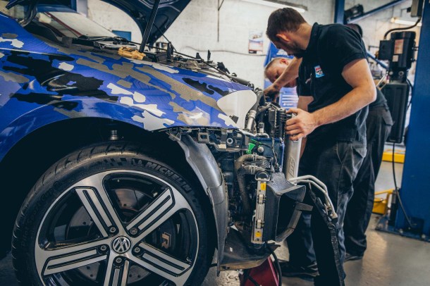 regal-autosport-apr-ecu-software-tcu-dsg-ie-intake-fds-intercooler-tt-intake-hose-integrated-engineering-ak7z1102