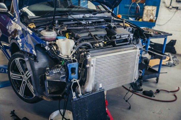 regal-autosport-apr-ecu-software-tcu-dsg-ie-intake-fds-intercooler-tt-intake-hose-integrated-engineering-ak7z1111