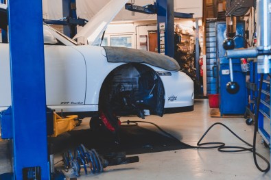 IMG_7229 Porsche 911 Turbo Bilstein Damptronic Installation