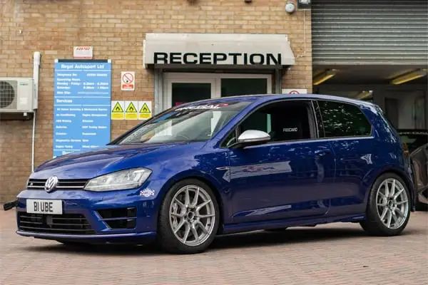 Volkswagen Golf R